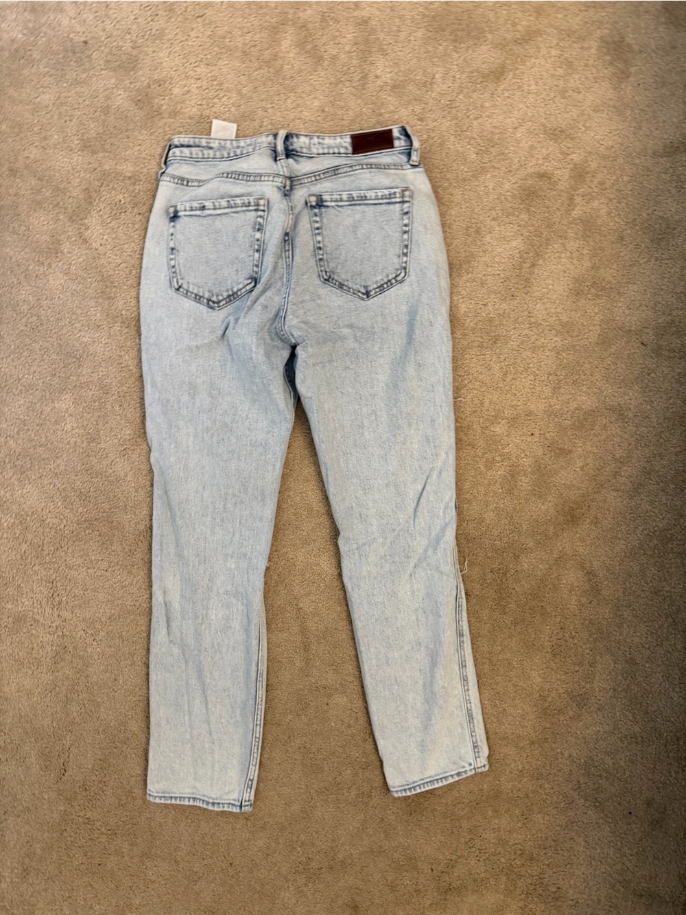 Hollister High Rise Mom Jean - Picture 3 of 6